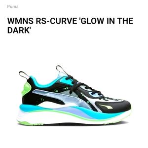 Brand new in box PUMA RS-Curve-GID sneakers
